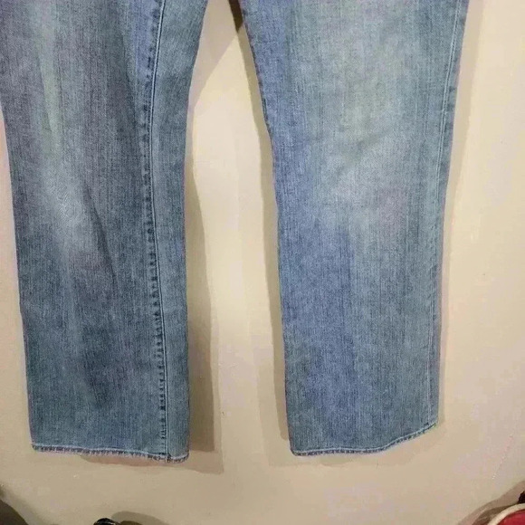 p7079 Old navy Straight boot cut light wash ankle jeans size 10 - Picture 4 of 8
